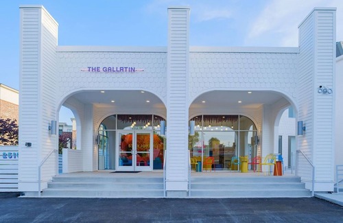 East Hill Hotel | The Gallatin Cozy Full 313, Close to Downtown