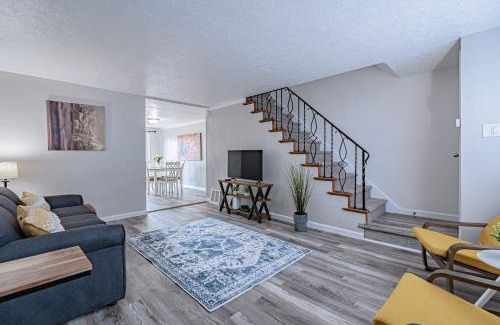 Allentown House | The Gallery, an Allentown Retreat with Views!