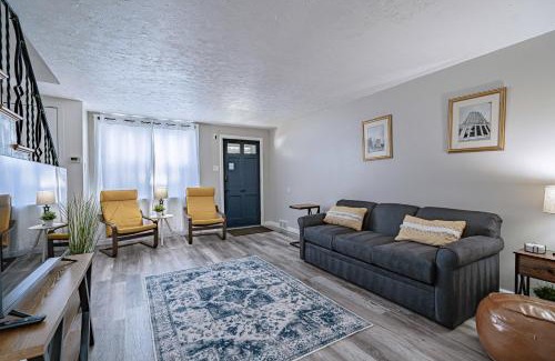 Allentown House | The Gallery, an Allentown Retreat with Views!