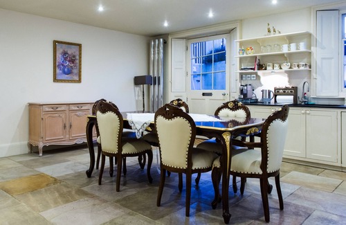 Leamington Spa Apartment | The Garden Apartment in Leamington Spa