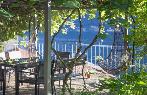Nesso Apartment | The Garden By The Lake
