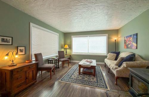 Port Angeles House | The Garden Gate