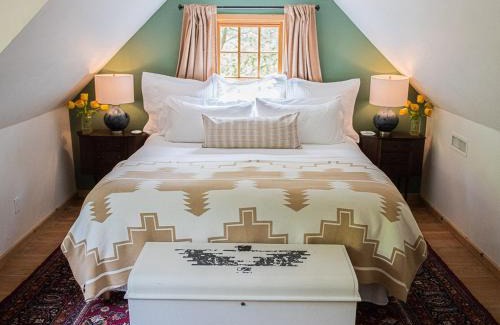 Edmond House | The Gate House Your Holiday Hideaway