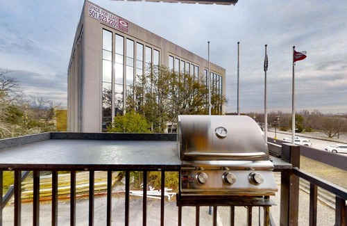 Hot Springs Hotel | The Gatsby Loft