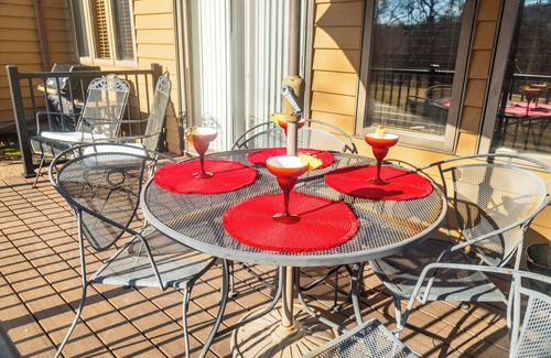 The Galena Territory House | The Glen, Perfect! Resort Core, Steps to Golf, Dog Friendly!