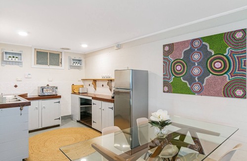 Murwillumbah House | The Glenelg Whole Residence (8 persons)