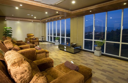 Kandy Hotel | The Grand Kandyan