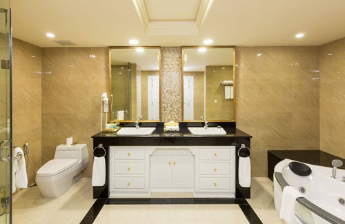 Kandy Hotel | The Grand Kandyan