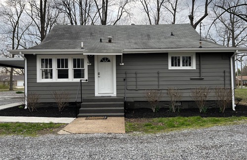 Cunningham House | The Gray House