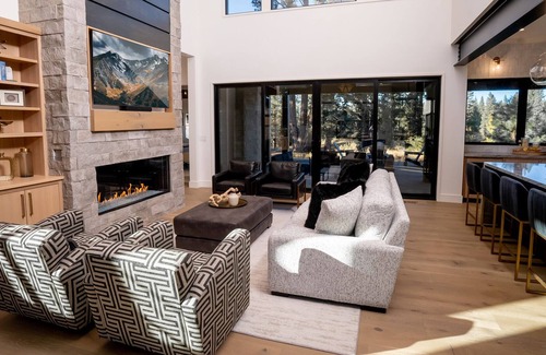 Ponderosa Palisades House | The Great Gaston *Private Hot Tub & Club Amenities