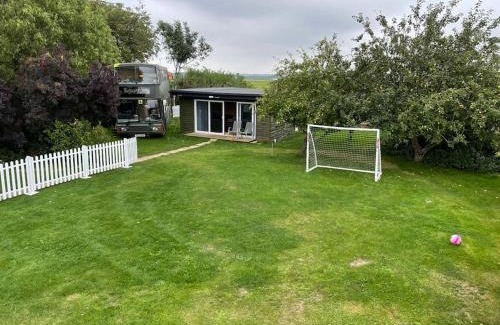 Woodstock Apartment | The Green Bus and the lodge