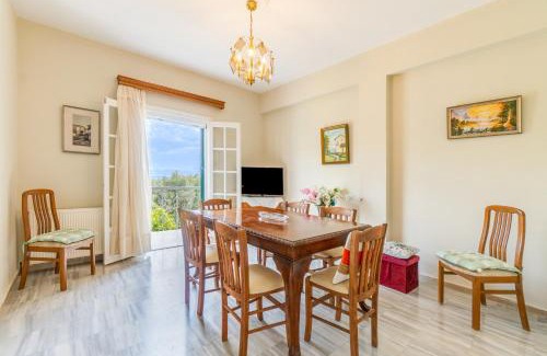 Petaleia Apartment | The Green Cottage 2