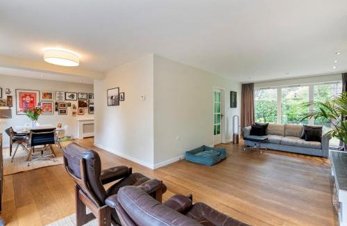 Zandvoort Villa | The Green Oasis charming family villa with garden