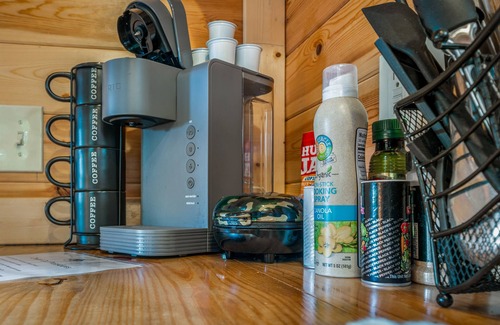 Mentone Cabin | The Green Treehouse at Little River Treehouses