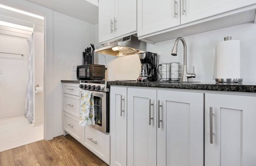 Greenville House | The Greenbrier Tiny House on The Saluda River