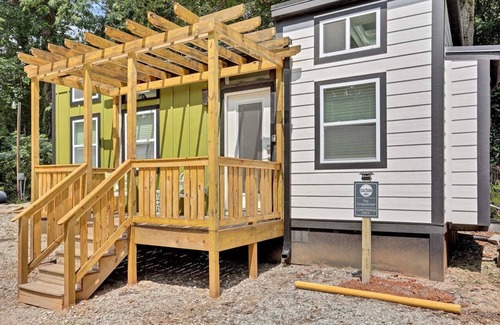 Greenville House | The Greenbrier Tiny House on The Saluda River