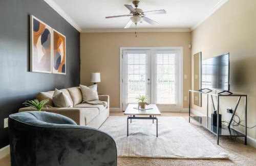 Greensboro Apartment | The Greensboro II Vibe 8746