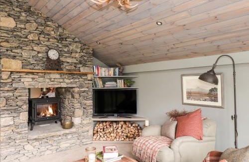 Kendal House | The Hare's Shack