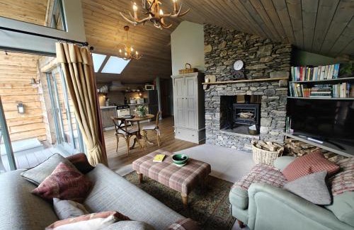 Kendal House | The Hare's Shack