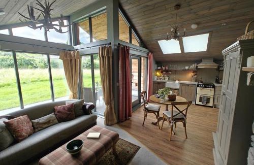 Kendal House | The Hare's Shack