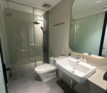 Hoang Mai Apartment | The Harmony Hotel Riverside