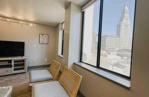 Downtown Hartford Apartment | The Hartford Skyline - Stylish Downtown Condo with Wifi Gym