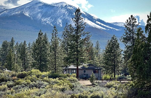 Hat Creek Cabin | The Hat Creek Retreat