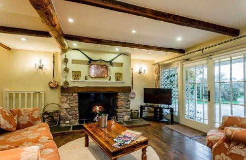 Totnes House | The Hayloft