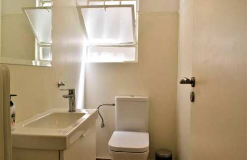 Neapoli Apartment | The Heart Of Athens - Perfect Retreat For 2 Guests
