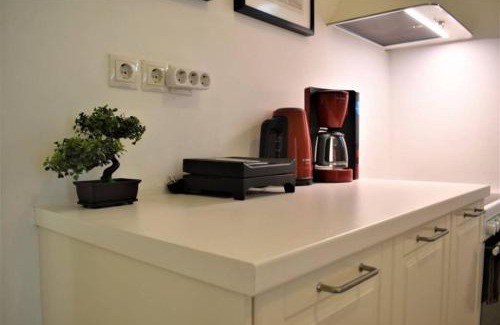 Neapoli Apartment | The Heart Of Athens - Perfect Retreat For 2 Guests
