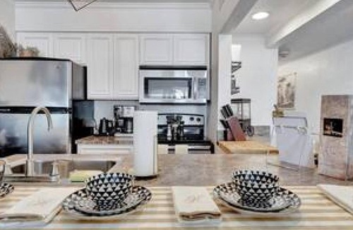 Rocky Point Apartment | The Hemingway 2bd Tropical Elegance on the Water