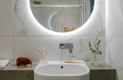 Lancaster Gate Hotel | The Henry Hotel Bayswater, Sonder by Marriott Bonvoy