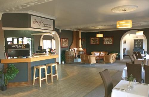 Tenterfield Hotel | The Henry Parkes Tenterfield