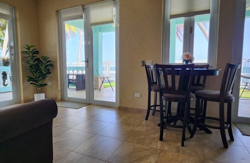 Guardarraya House | "The hidden Gem of PR" Seaside in Patillas, PR. Steps from the Beach.