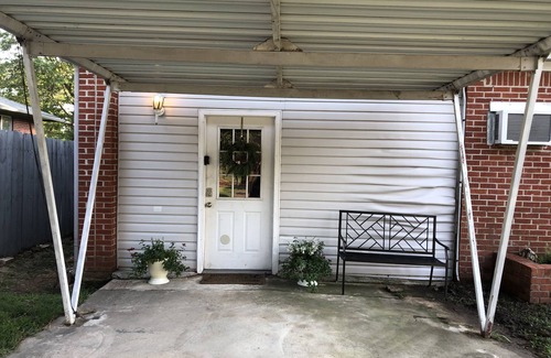 Horseshoe Lake House | The Hideaway at Horseshoe Lake