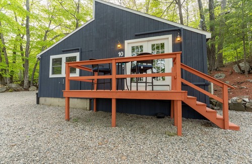 Alton Bay Cabin | The Hideaway, lake views & access sleeps 8 Now featuring AC Wi-FI and TV