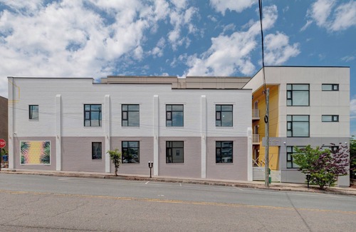 River District Apartment | The Hive 206 Sweeter