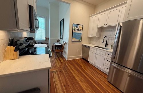 Camden Apartment | The Hobkirk Suite