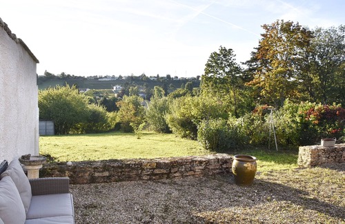 Charnay-les-Macon House | The house of the Vines 5 minutes from the A6 and Macon
