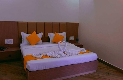 Chotila Hotel | The Infinite Hotel by Nexottel