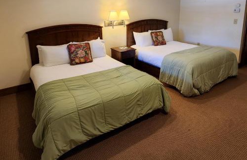 Newland Hotel | The Inn at Shady Lawn