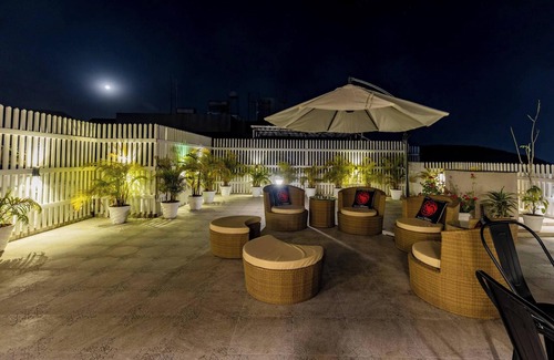 Bullawala Apartment | The Iron Throne ~ A Bespoke Got' Theme Penthouse