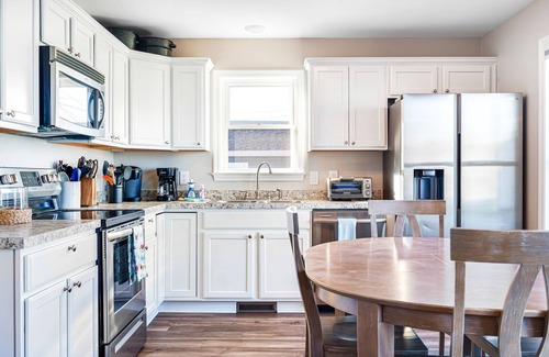 Byfield House | The Island Escape | Steps to Beach | Updated