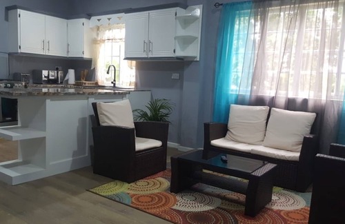 La Fargue House | The Island Experience- Melo Newly Listed!