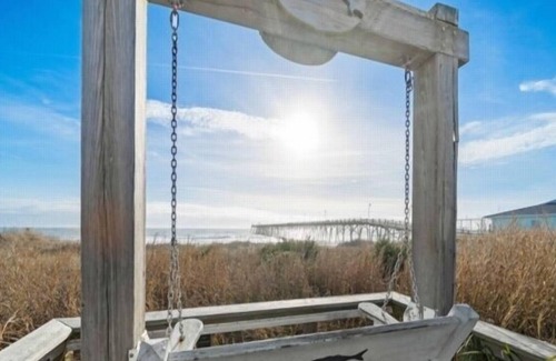 Carolina Beach Condo | The Island Gem 1 Bedroom Condo by Redawning