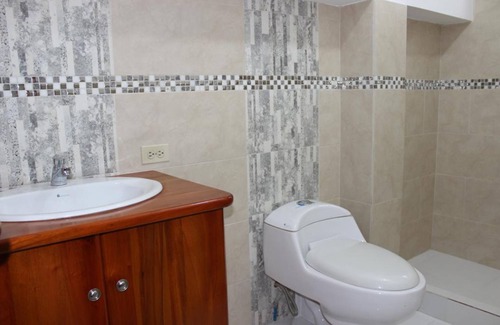 Puerto Ayora Hotel | The Island Home