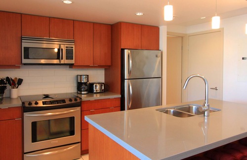 Downtown Victoria Condo | The Juliet by Victoria Royal Vacations