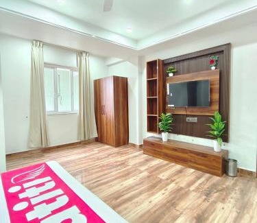 Patna Hotel | The King Atiti Townhouse