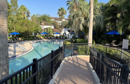 Florida Central Atlantic Coast Resort | The Lakeshore Reserve sits beside the JW Marriott and Ritz Carlton in Orlando.