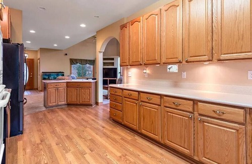 Richmond Hill Corridor House | The Last Resort Retreat: 14-acre, 3000 sq. ft. Mountain Home